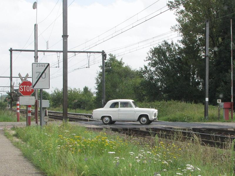 Halfoogstrit op 16-8-2009, vertrek en aankomst aan het prachtige Sint-Jansbergcomplex te Zelem-Halen (77).JPG